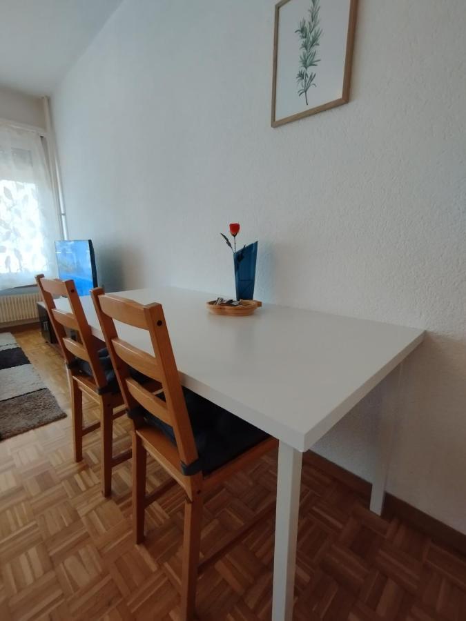 Studio, 4-7 Mins To Bern Main Station By Train 아파트 외부 사진